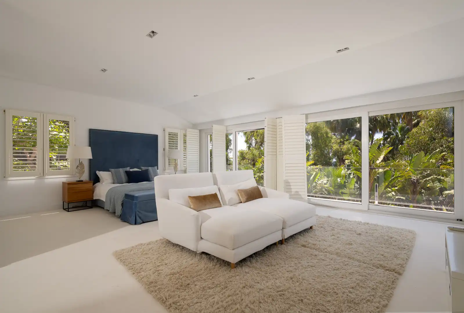Schlafzimmer von Haus oder Chalet zum Verkauf in Marbella mit Klimaanlage, Privatgarten und Terrasse