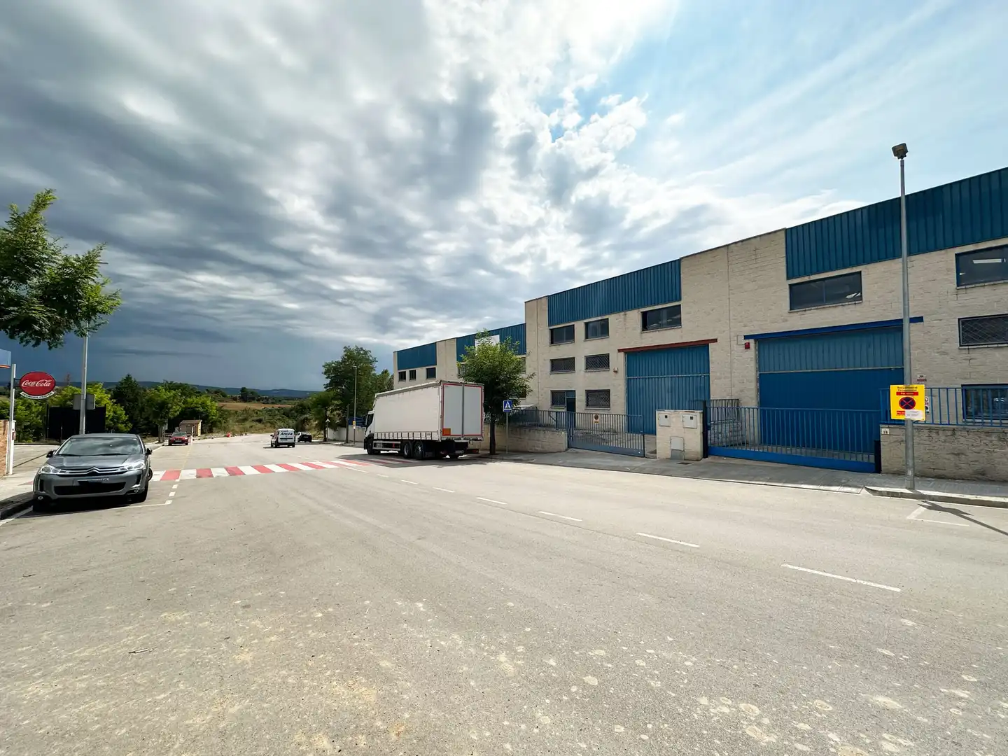 Vista exterior de Nave industrial en venta en Masquefa