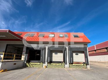 Nave industrial en alquiler en Calle Cormoranes 7