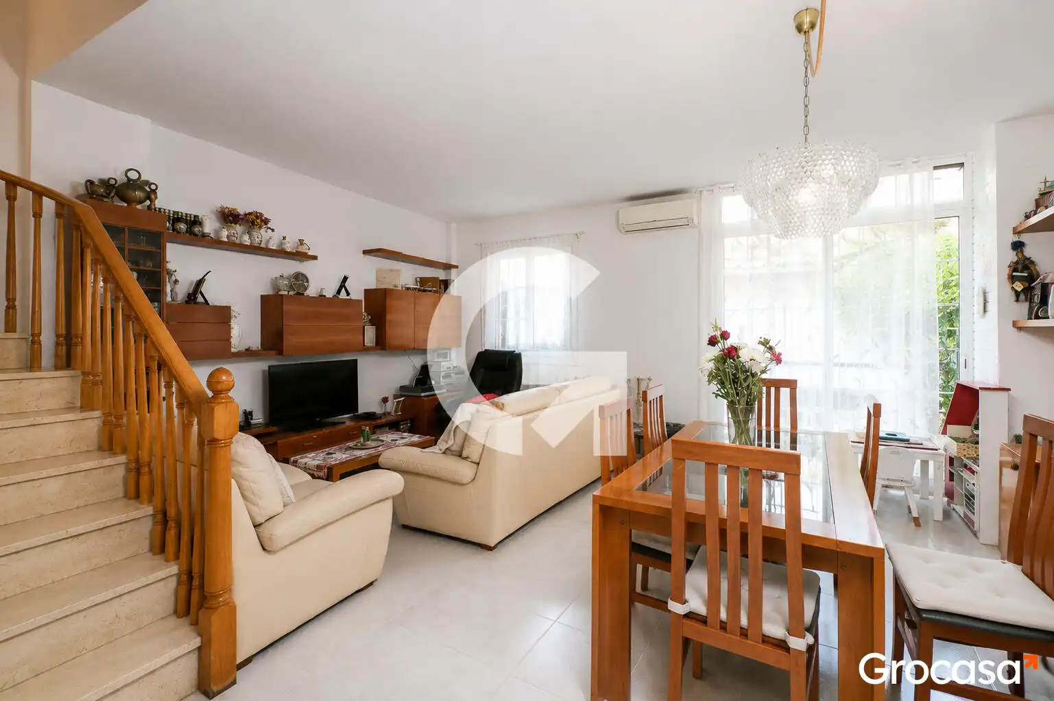 Sala de estar de Casa adosada en venta en Barcelona con Aire acondicionado, Calefacción y Terraza