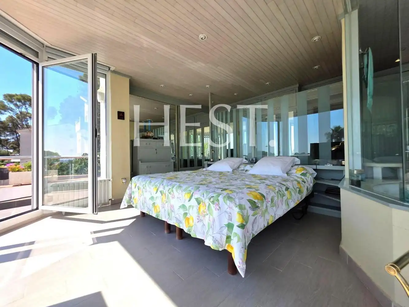 Dormitori de Casa o xalet en venda en Castelldefels amb Calefacció, Jardí privat i Parquet