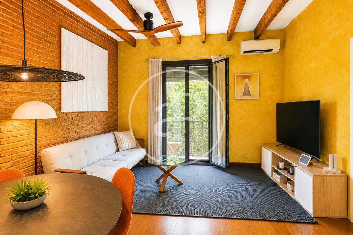 Living room of Flat for rent in Barcelona  with Air Conditioner, Heating and Furnished