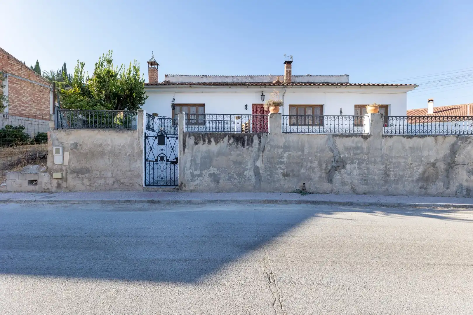 Vista exterior de Casa o chalet en venta en Deifontes, Granada