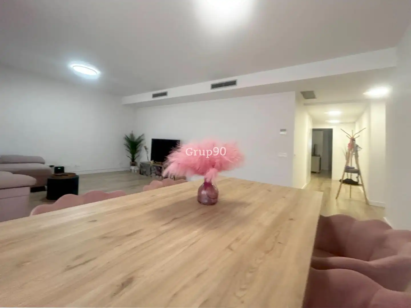 Sala d'estar de Planta baixa en venda en Lleida amb Calefacció, Jardí privat i Parquet