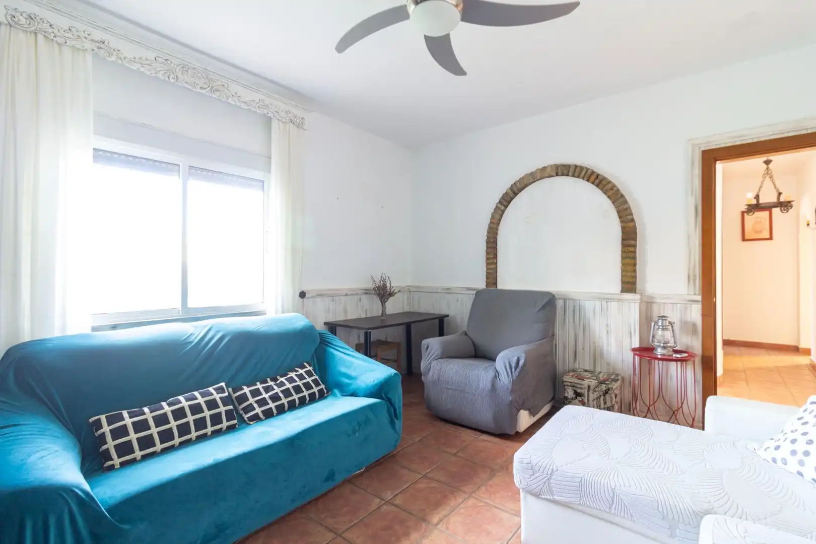 Sala d'estar de Casa o xalet en venda en Conil de la Frontera
