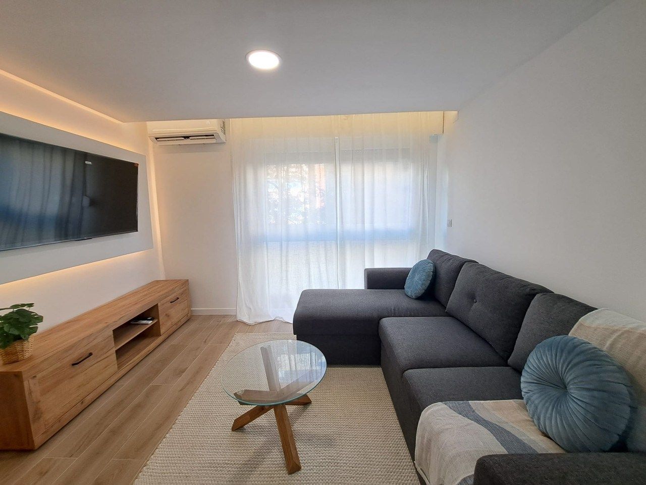 Sala d'estar de Pis de lloguer en Málaga Capital amb Aire condicionat i Moblat