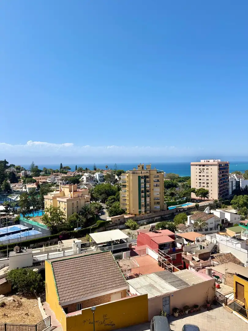 Vista exterior de Piso en venta en Málaga con Terraza y Balcón