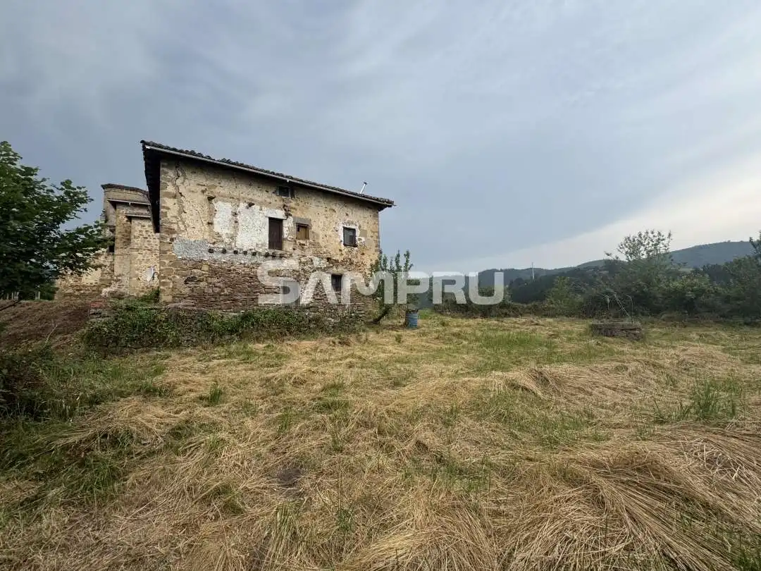Country house zum Verkauf in Eskoriatza