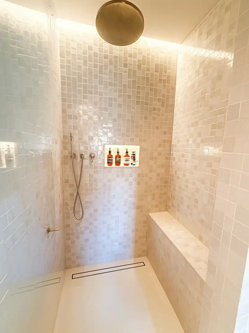 Badezimmer von Dachboden zum Verkauf in  Palma de Mallorca mit Klimaanlage, Heizung und Terrasse