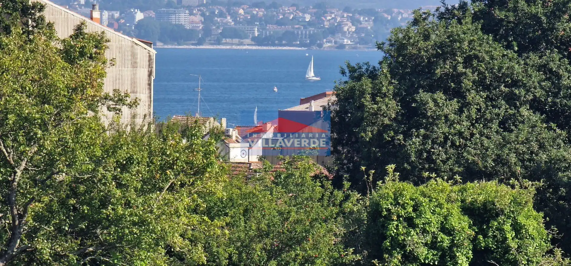 Casa o chalet en venta en Cangas  con Terraza, Trastero y Piscina