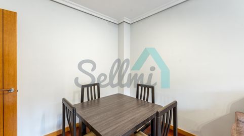 Foto 5 de Piso de alquiler en De Bruselas, HUCA - La Cadellada, Oviedo