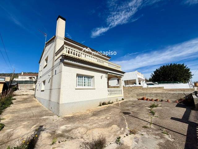 Casa-chalet en Venta en Centre