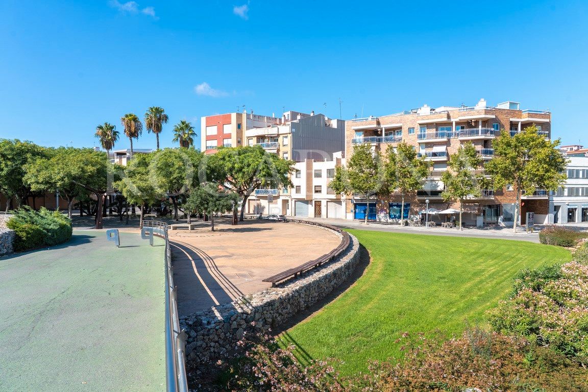 Vista exterior de Àtic en venda en Vila-seca amb Aire condicionat, Calefacció i Parquet