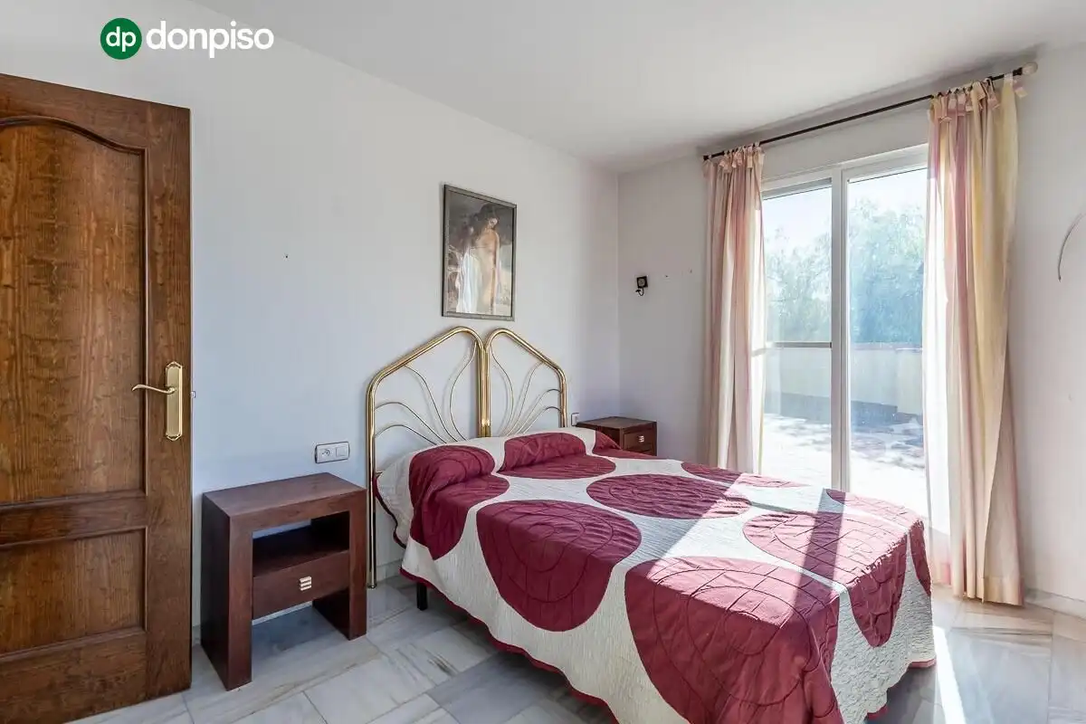 Chalet con piscina en venta en Calle del Arache 5, imagen 30