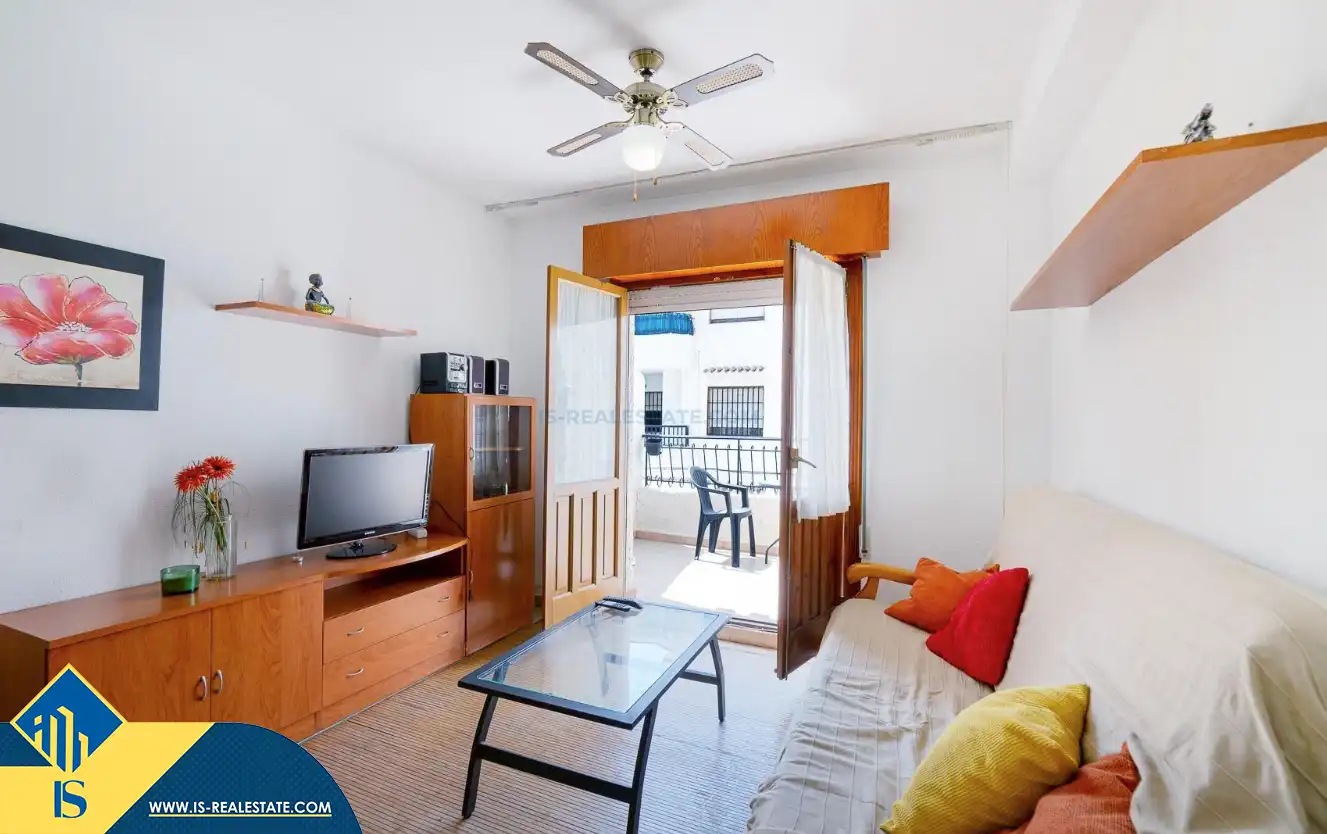 Apartment with pool for sale in Playa del Acequión, Náufragos y Rocío del Mar