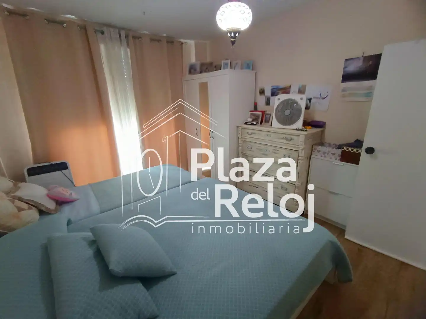 Schlafzimmer von Fabrikhallen zum Verkauf in Talavera de la Reina mit Heizung