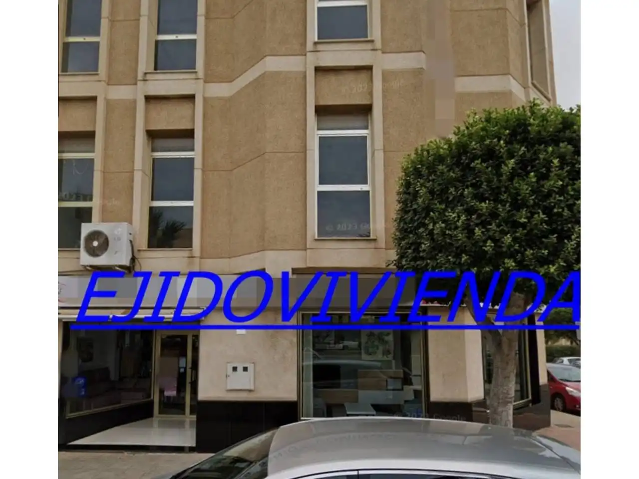 Vista exterior de Edificio en venta en El Ejido