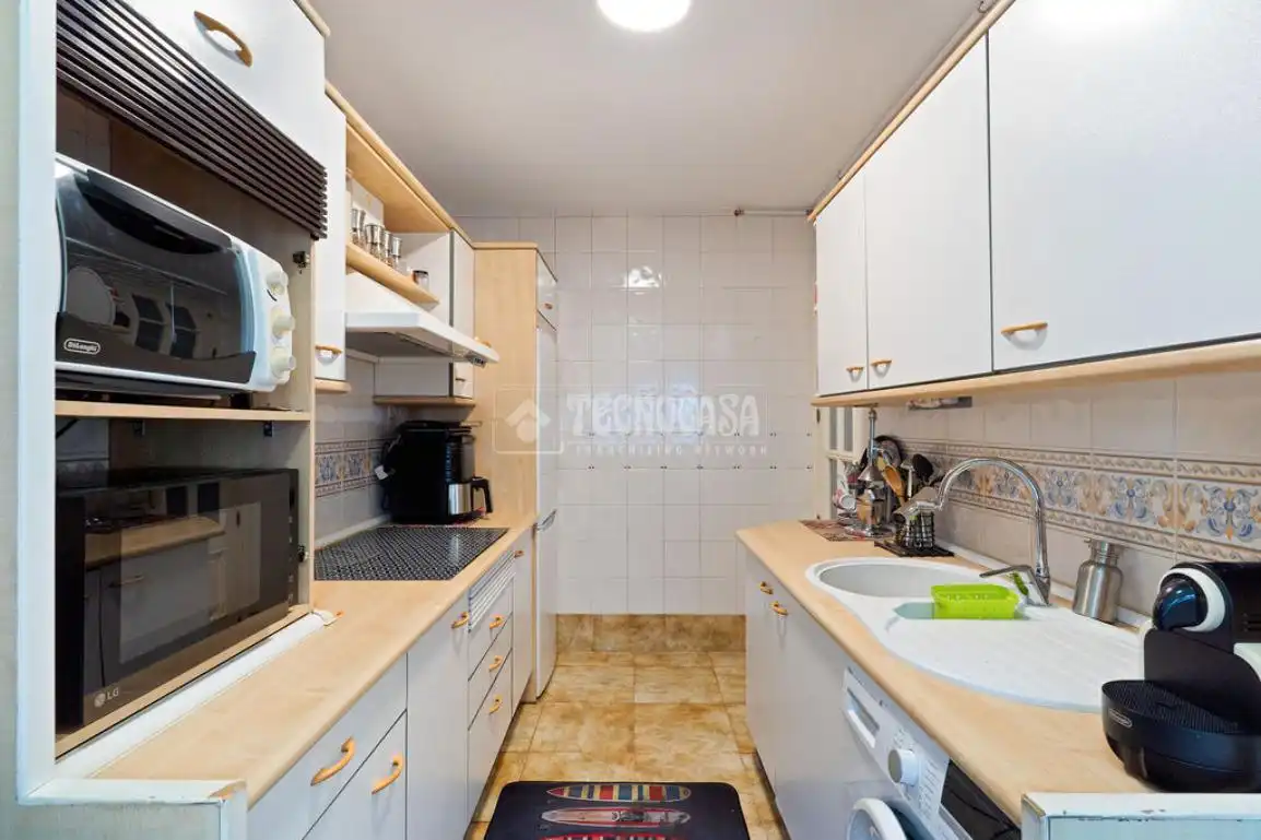 Cocina de Piso en venta en Madrid con Calefacción