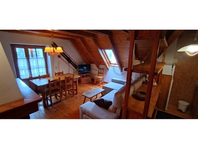 Apartamento en Alquiler en C-28, 6-8, 6-8 en Arties