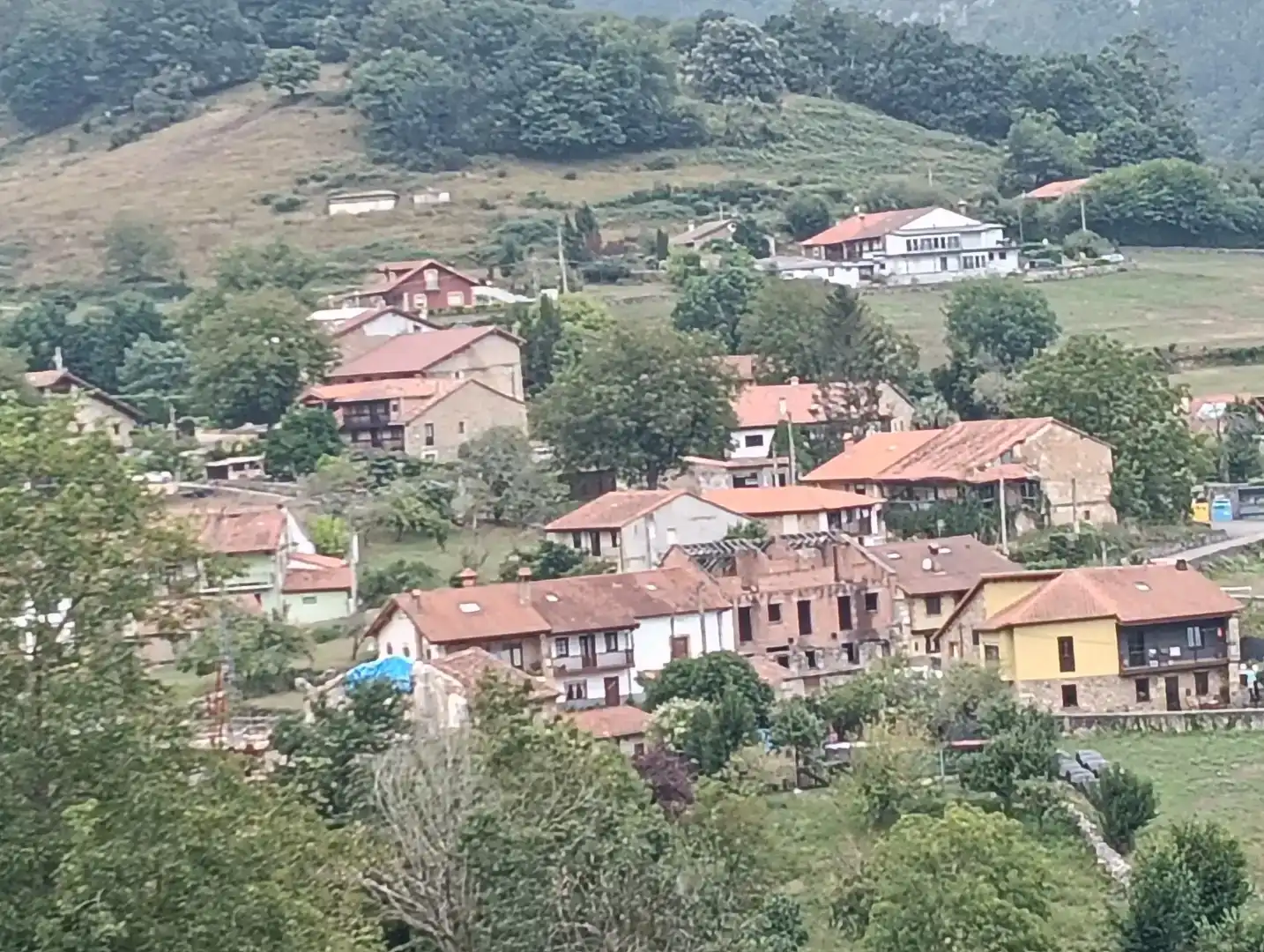 Vista exterior de Casa o xalet en venda en Puente Viesgo
