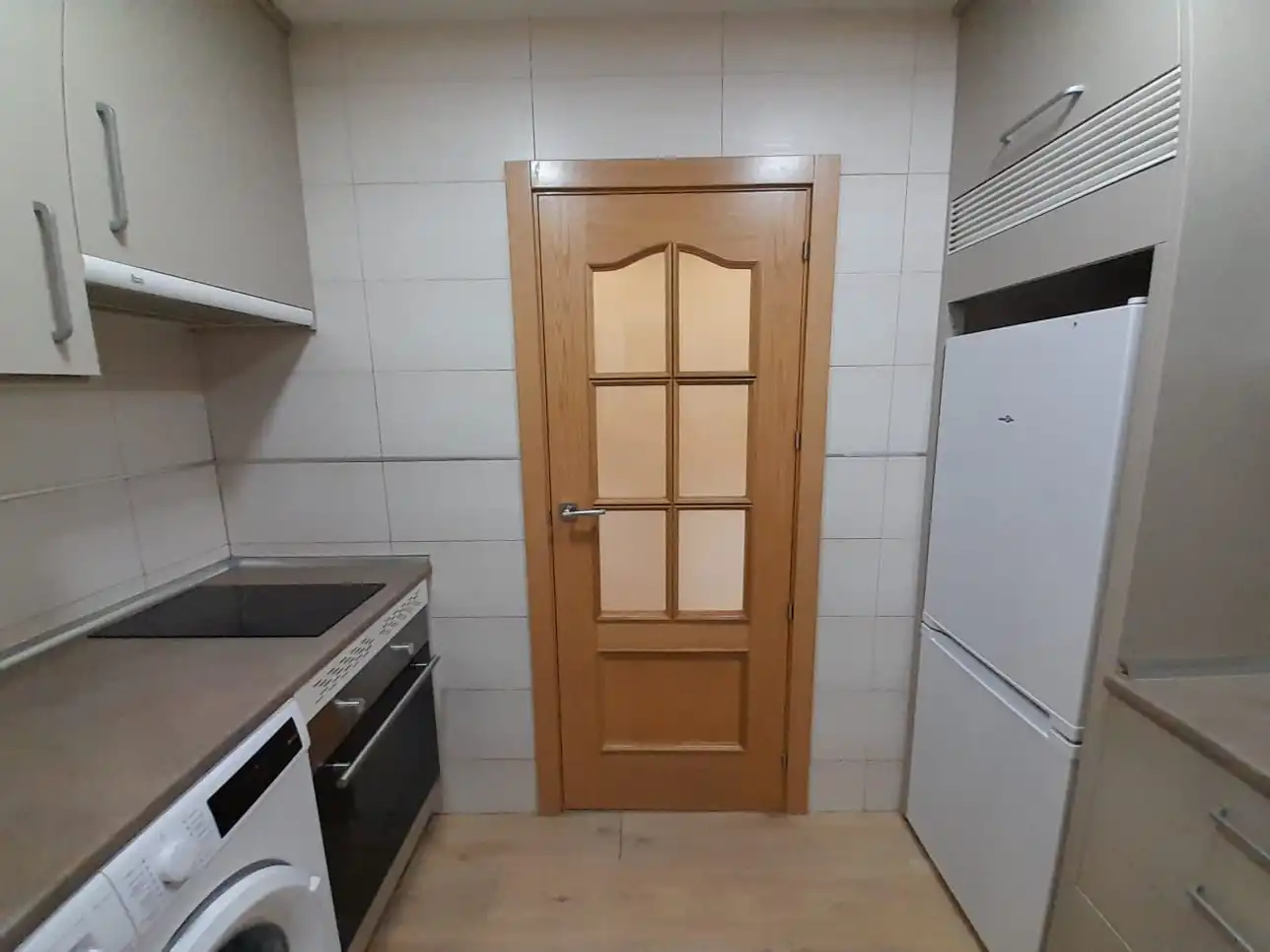 Kitchen of Flat for sale in Madrid  with Air Conditioner and Parquet flooring