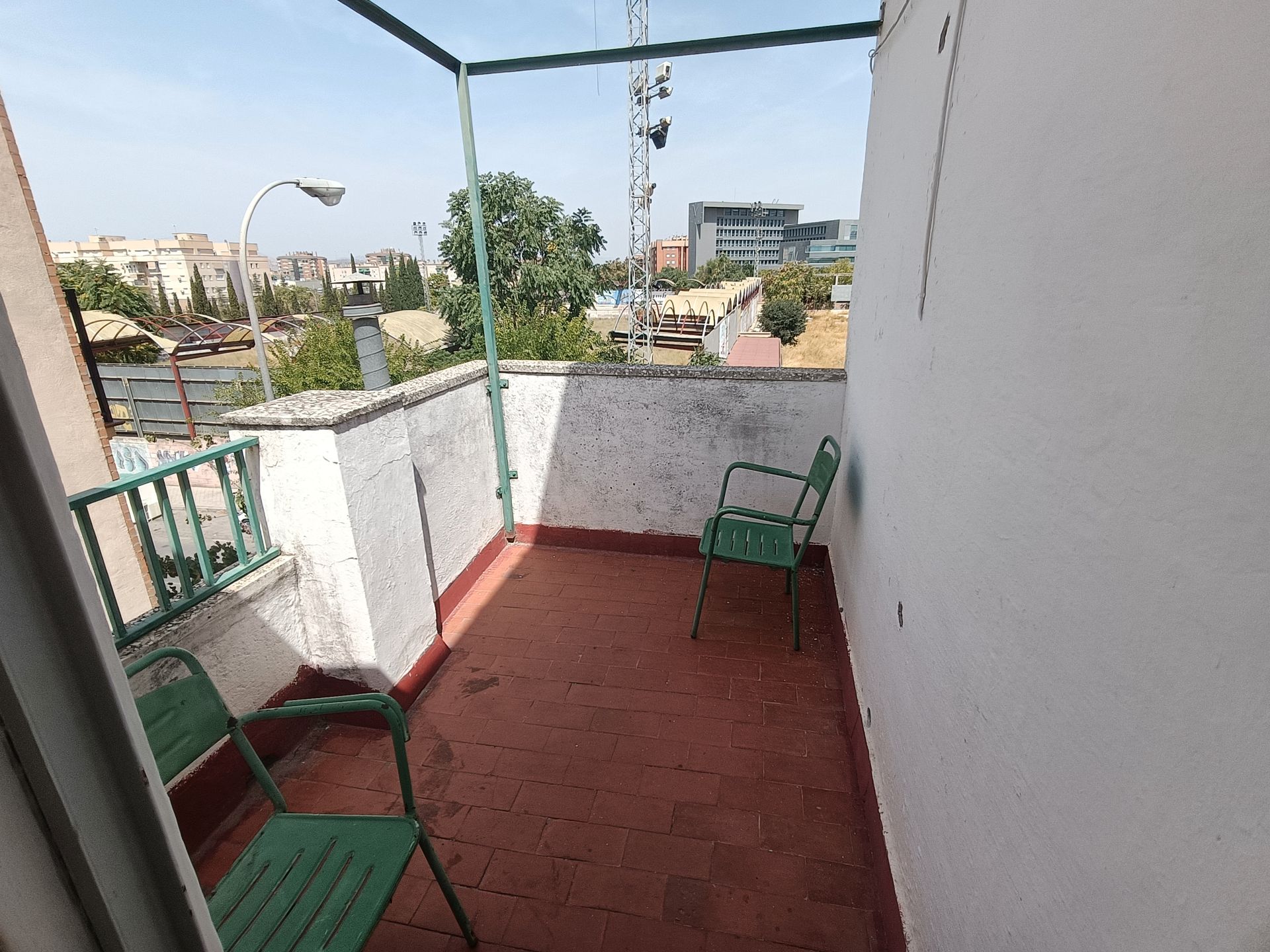 Terraza de Piso para compartir en  Granada Capital con Aire acondicionado, Terraza y Amueblado
