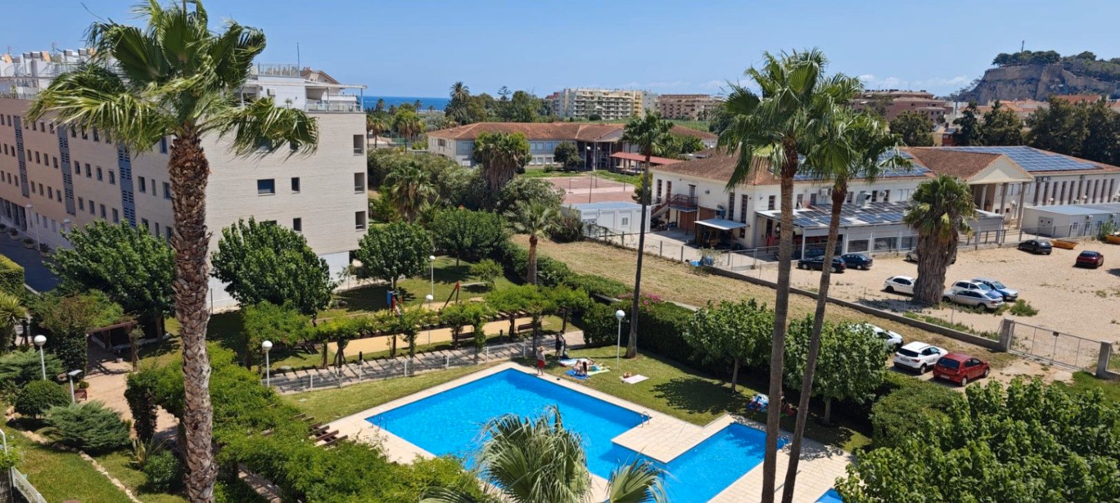Vista exterior de Àtic en venda en Dénia amb Aire condicionat, Calefacció i Terrassa