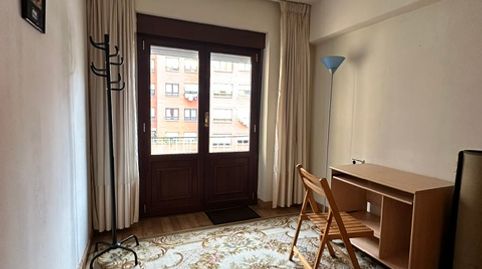 Foto 2 de Piso de alquiler en Calle José Cueto, 42, Centro, Avilés