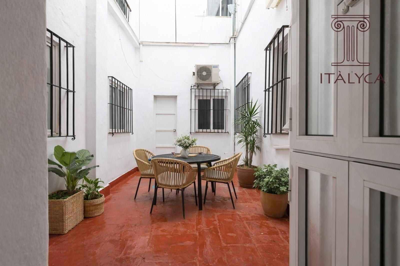Terrace of Flat for sale in  Sevilla Capital  with Air Conditioner