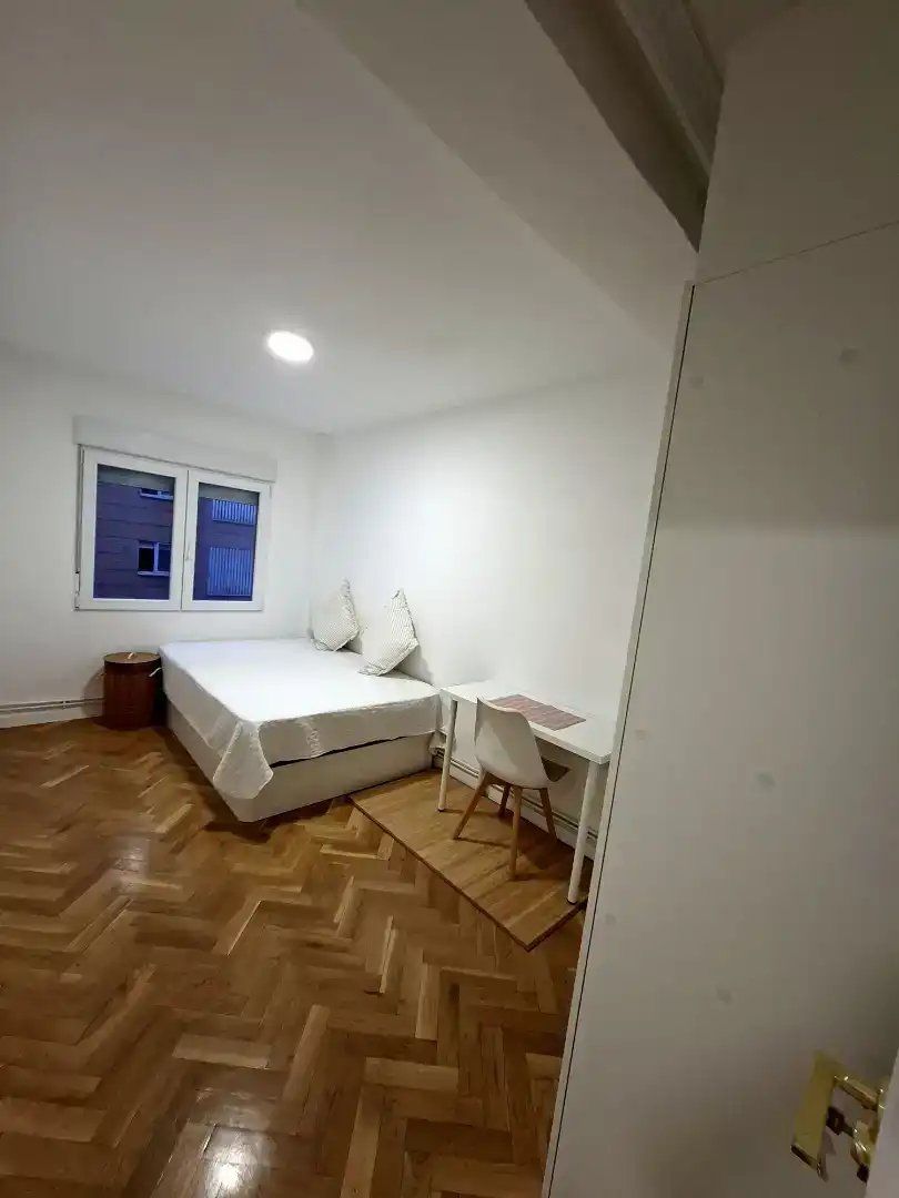Habitación de Piso para compartir en Alcorcón con Parquet, Amueblado y Horno
