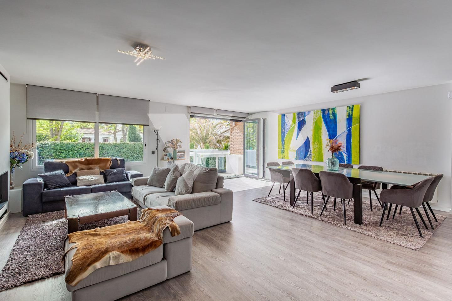 Living room of Single-family semi-detached for sale in  Madrid Capital  with Air Conditioner, Heating and Private garden