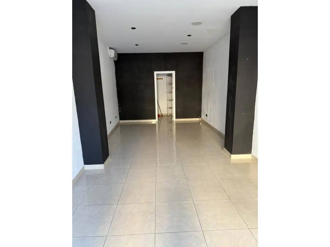 Local comercial en venda a Úbeda