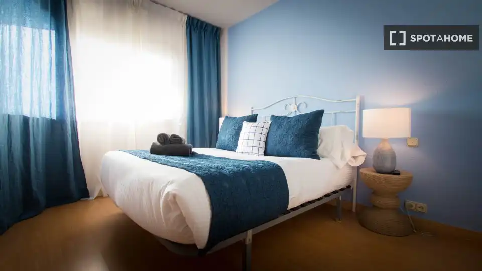 Habitación de Apartamento para compartir en Mijas con Aire acondicionado, Terraza y Amueblado