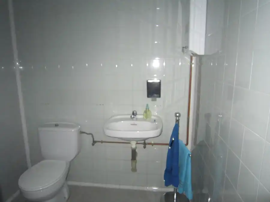 Badezimmer von Geschaftsraum zur Miete in Vitoria - Gasteiz