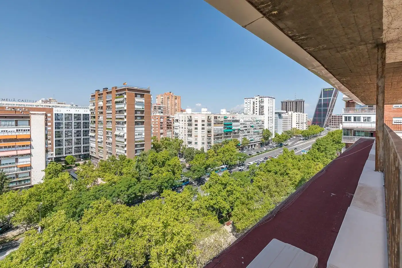 Vista exterior de Piso de alquiler en Madrid con Aire acondicionado, Calefacción y Terraza