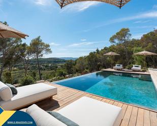 Piscina de Casa o xalet en venda en Santa Eulària des Riu amb Terrassa, Piscina i Moblat
