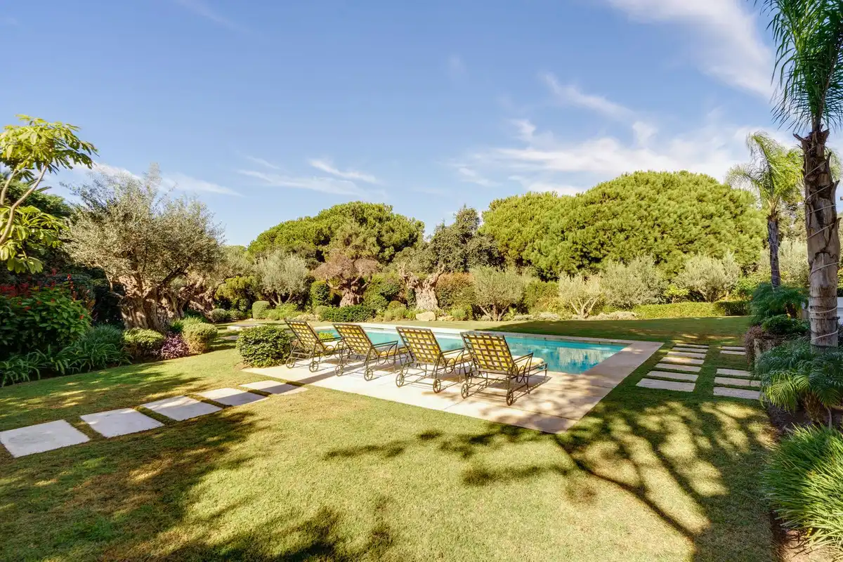 Jardí de Casa o xalet de lloguer en Marbella amb Aire condicionat, Jardí privat i Traster