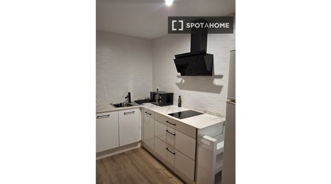 Foto 4 de Habitació a Urbanizaciones, Llíria