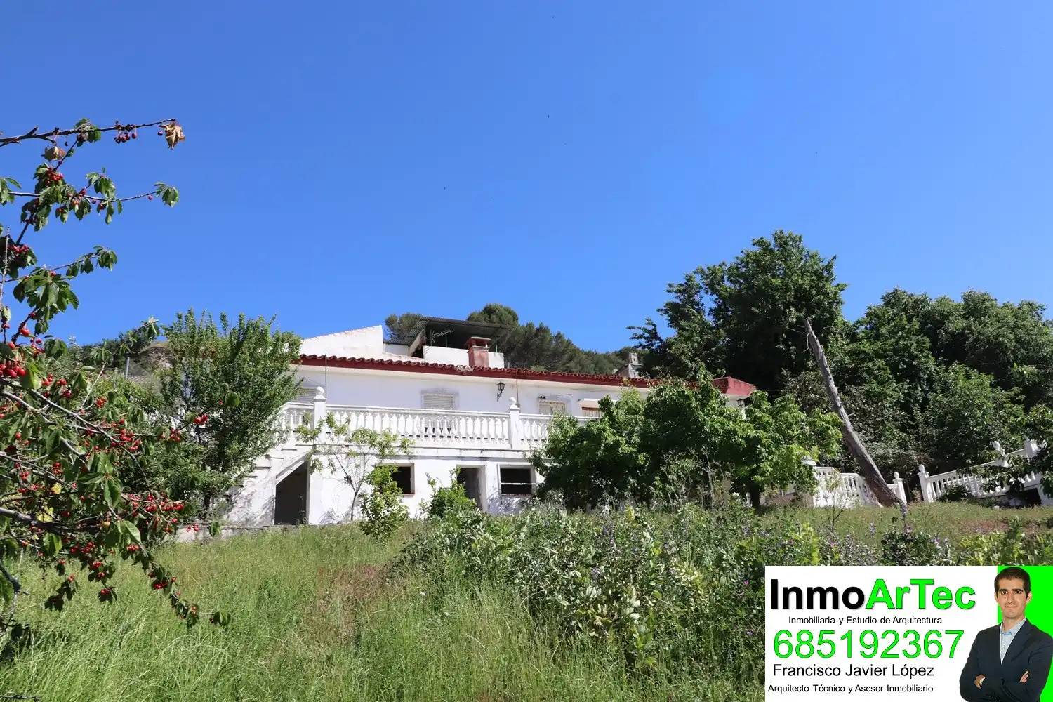 Vista exterior de Casa o chalet en venta en Montefrío con Jardín privado, Terraza y Piscina