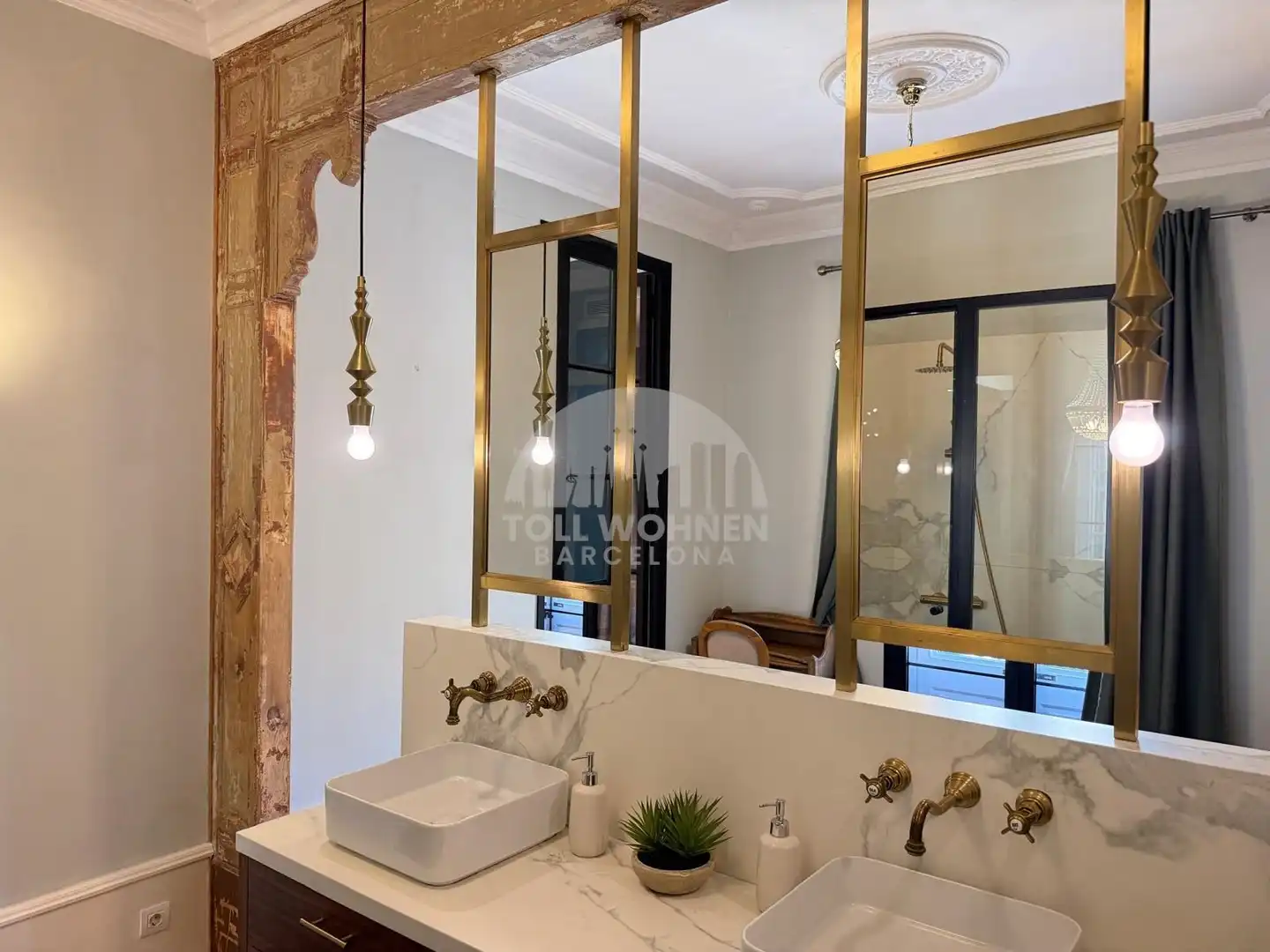 Badezimmer von Wohnung zur Miete in Barcelona mit Klimaanlage, Heizung und Terrasse