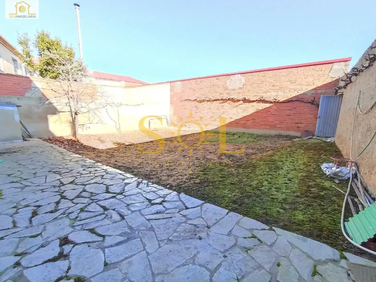 Casa o chalet en venta en Villanueva de las Manzanas con Calefacción, Jardín privado y Parquet