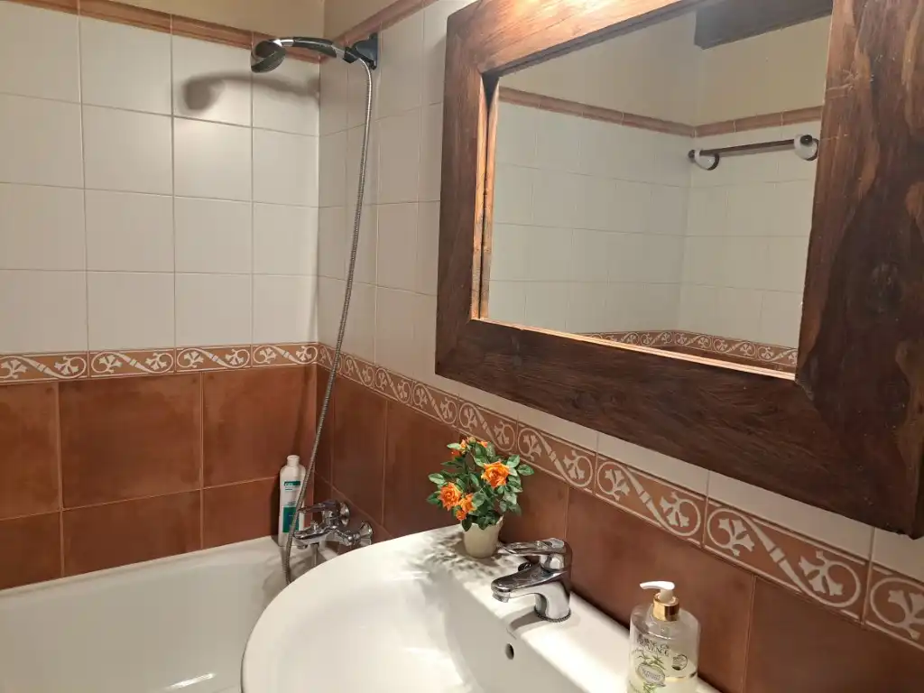 Bathroom of Detached homes for rent in Fontanals de Cerdanya  with Heating, Private garden and Parquet flooring