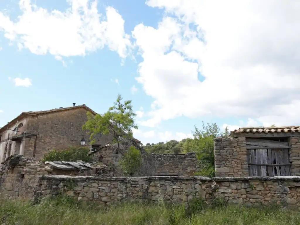 Houses for sale in Calle Unica (Hospitaled), Bárcabo