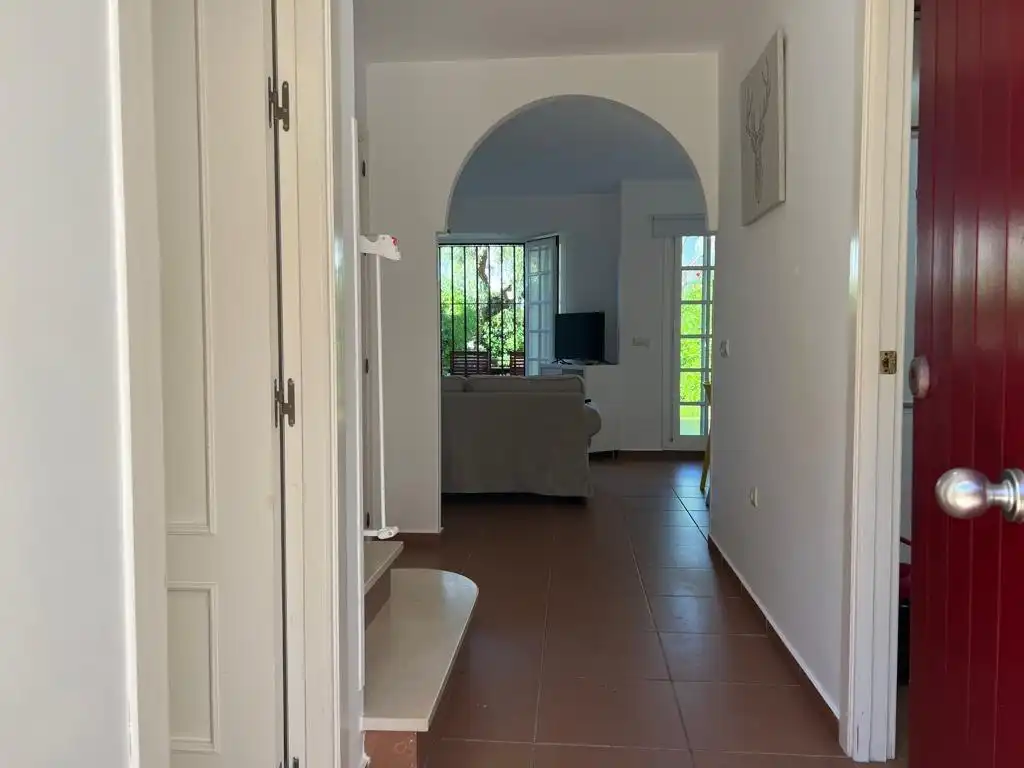Apartamento de alquiler en Rota con Jardín privado, Terraza y Amueblado