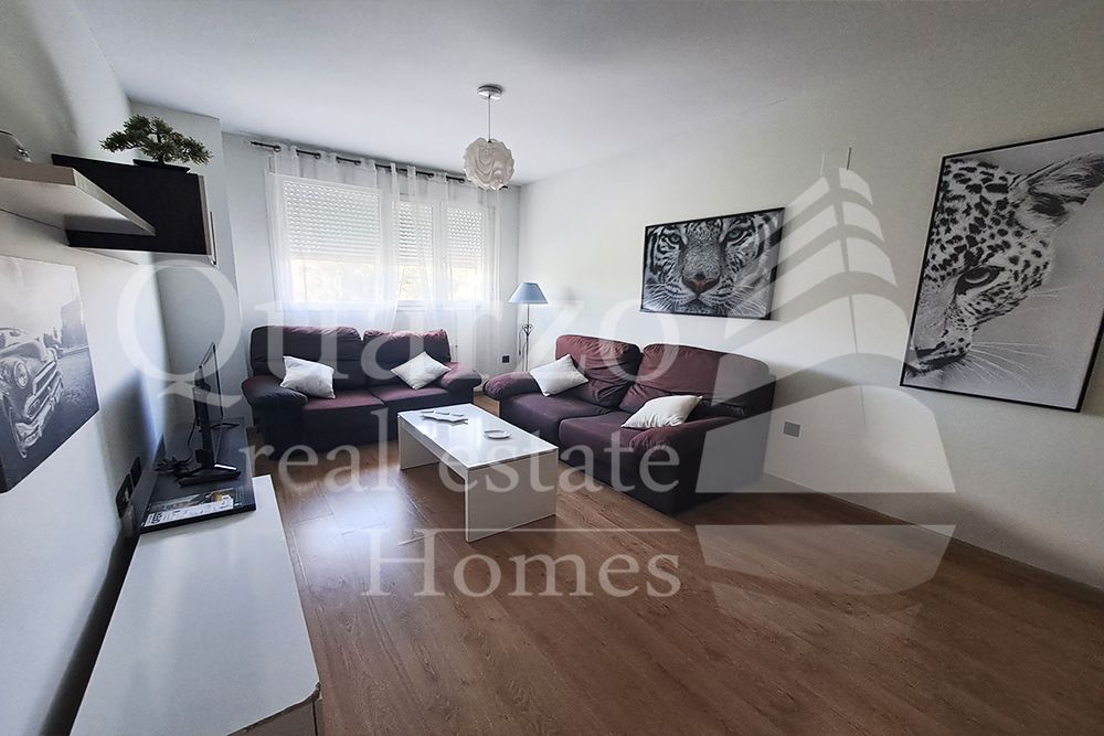 Sala d'estar de Pis de lloguer en Cáceres Capital amb Aire condicionat, Calefacció i Moblat