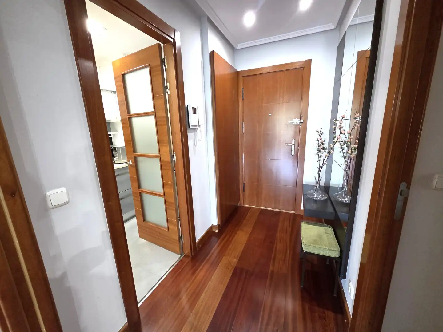 Wohnung zum Verkauf in Burgos mit Heizung, Terrasse und Abstellraum