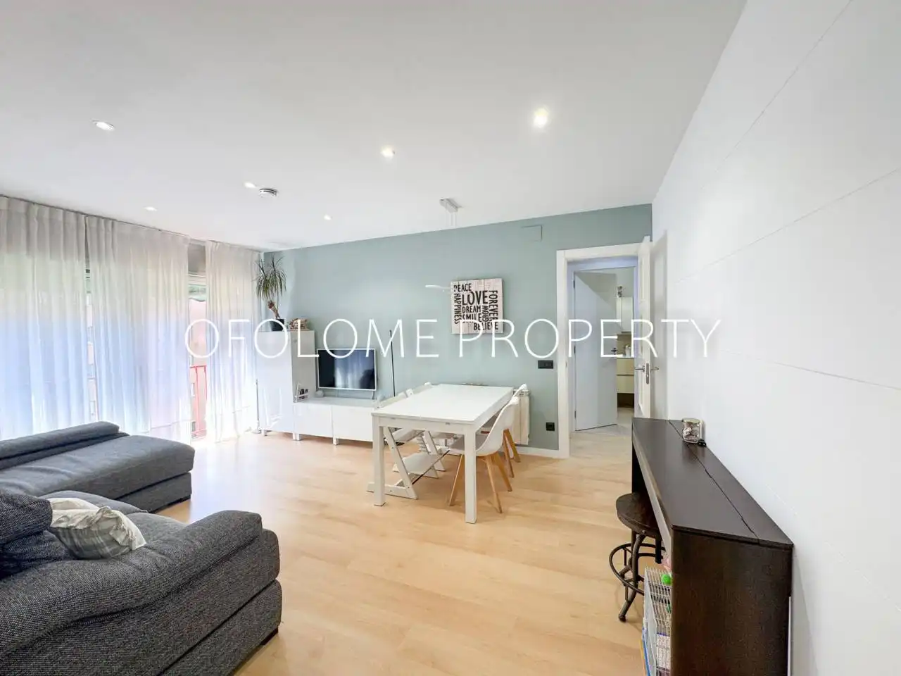 Exterior view of Flat for sale in Sabadell  with Parquet flooring and Balcony