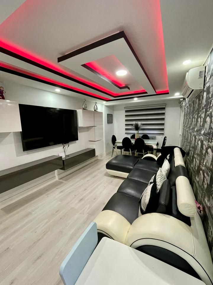 Living room of Flat for sale in Alcalá de Henares  with Air Conditioner, Heating and Terrace