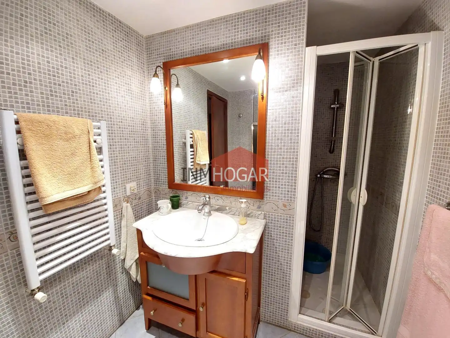 Baño de Piso en venta en Arévalo con Calefacción, Parquet y Amueblado