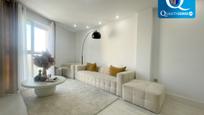 Sala d'estar de Apartament en venda en Elche / Elx amb Aire condicionat